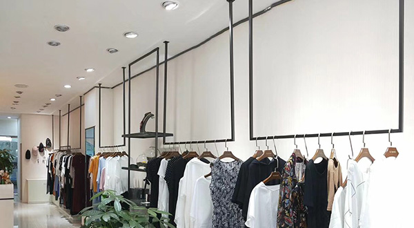 Gu Xi Women's Clothing Store